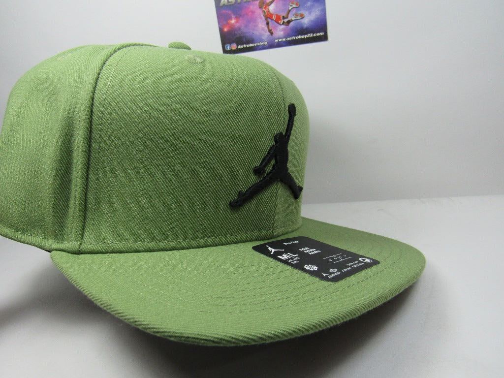 GORRA PLANA JORDAN JUMPMAN OLIVE (M/L UNITALLA)