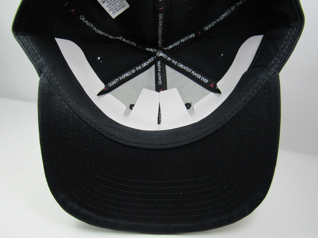 GORRA JORDAN PLANA JUMPMAN BRED 2021 BORDADO GRUESO UNITALLA