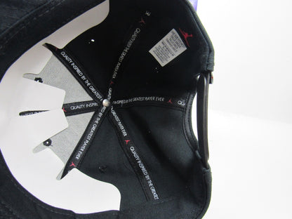 GORRA JORDAN PLANA JUMPMAN BRED 2021 BORDADO GRUESO UNITALLA