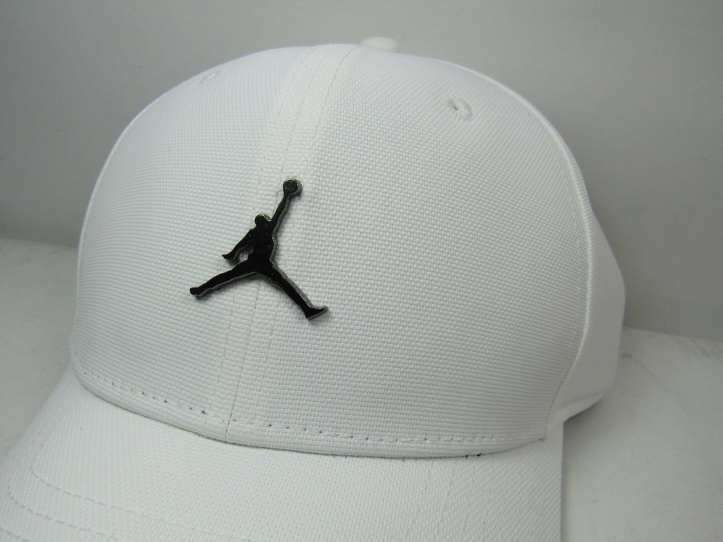 GORRA JORDAN JUMPMAN METAL CURVA WHITE UNITALLA ADULTO