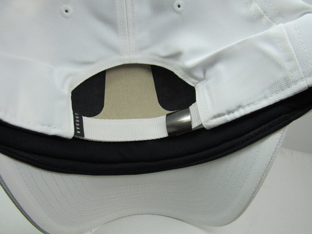 GORRA JORDAN JUMPMAN METAL CURVA WHITE UNITALLA ADULTO