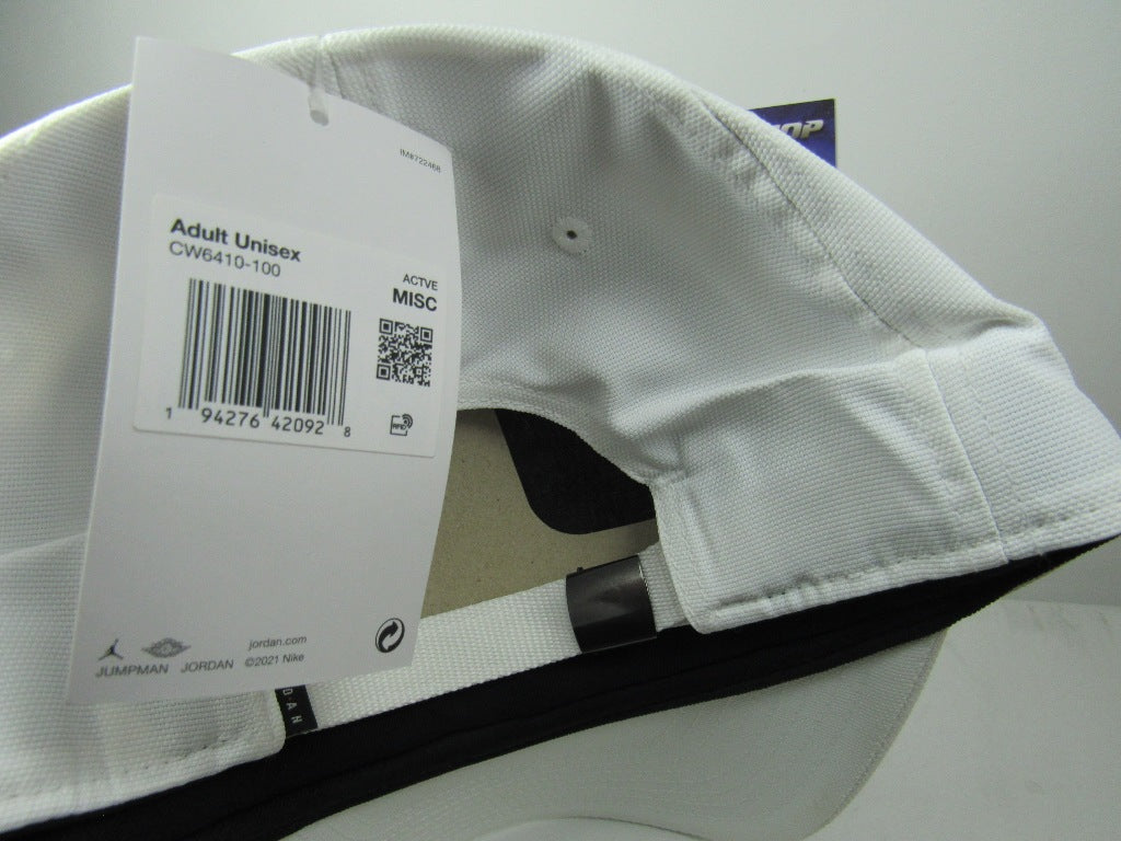 GORRA JORDAN JUMPMAN METAL CURVA WHITE UNITALLA ADULTO