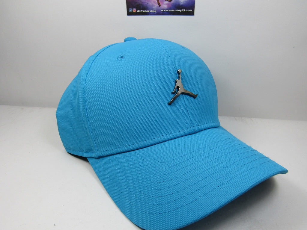 GORRA JORDAN CURVA METAL LOGO "CELESTIAL BLUE" (UNITALLA)