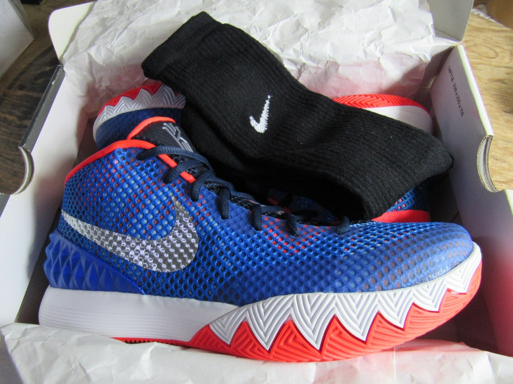 KYRIE 1 INDEPENDENCE DAY EN CAJA NIKE