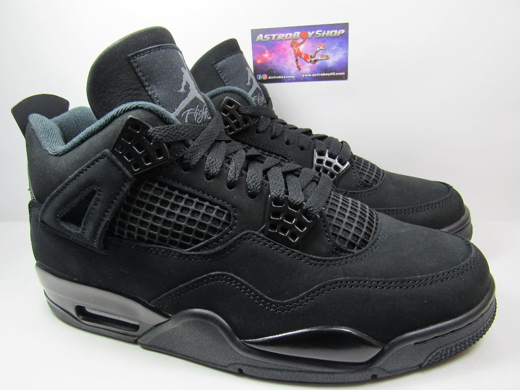 JORDAN 4 BLACK CAT 2025 EN CAJA