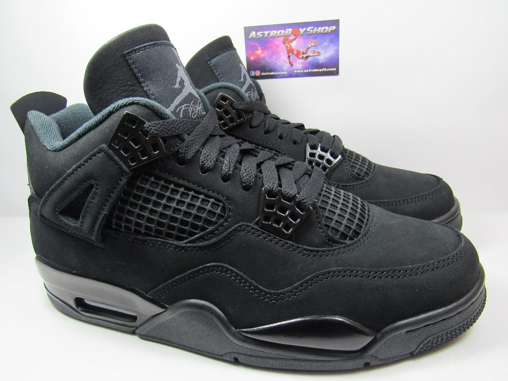 JORDAN 4 BLACK CAT 2025 EN CAJA
