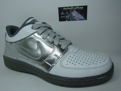 NIKE TRAINER CLEAN SWEEP EN CAJA