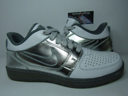 NIKE TRAINER CLEAN SWEEP EN CAJA