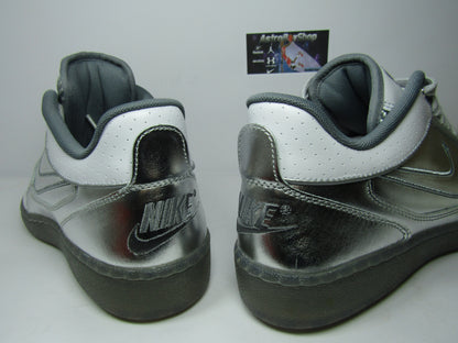 NIKE TRAINER CLEAN SWEEP EN CAJA