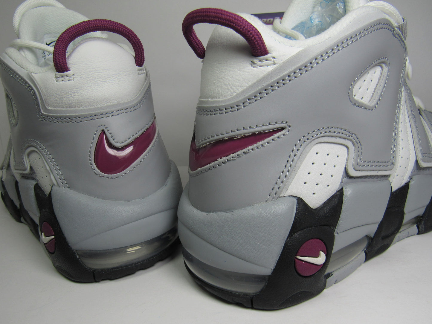 PIPPEN AIR MORE (W) UPTEMPO "MULBERRY" EN CAJA