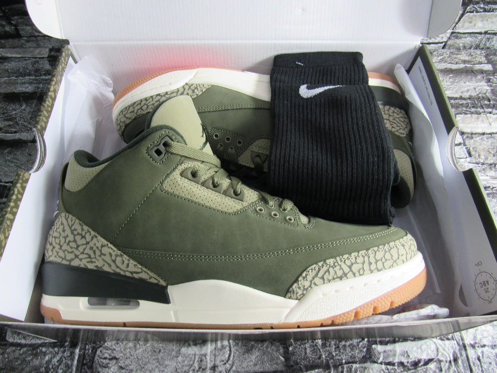 JORDAN 3 FAMILY AFFAIR EN CAJA