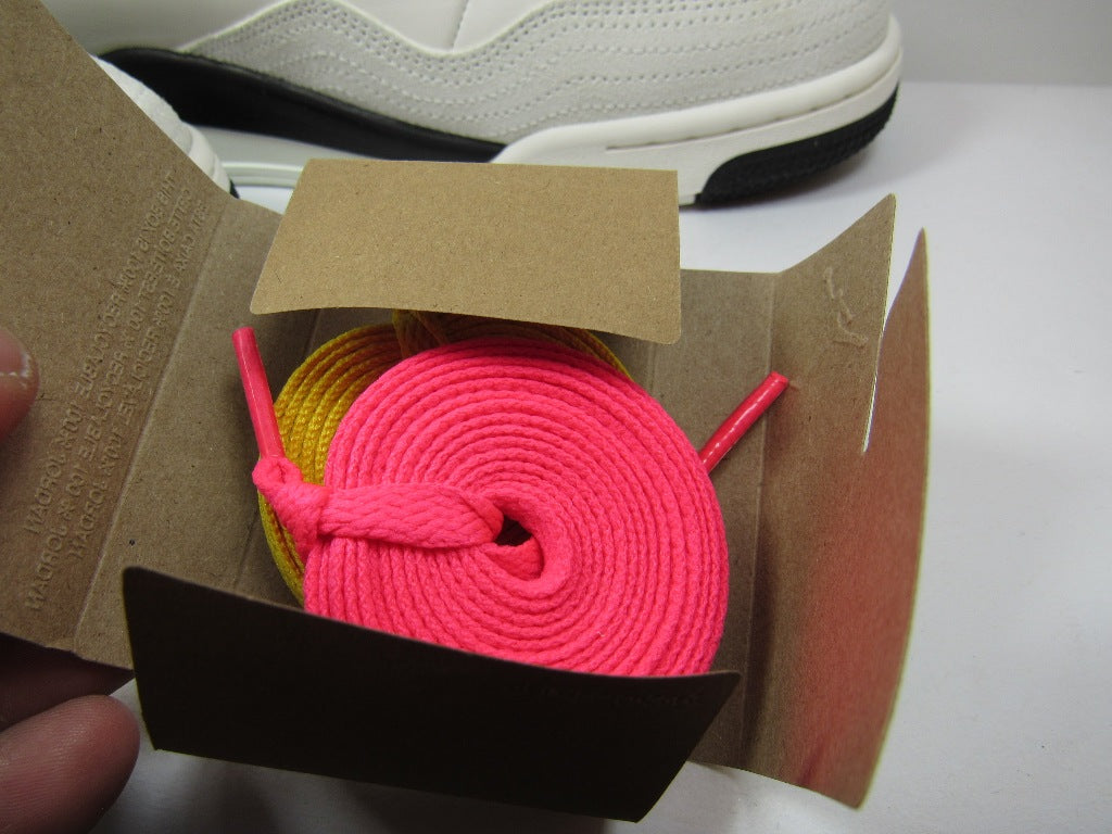JORDAN 4 FLIGHTCLUB EN CAJA