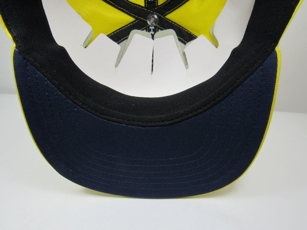 GORRA UNDER ARMOUR CURRY WARRIORS (YOUNG) PARA JOVENES 10-14 AÑOS