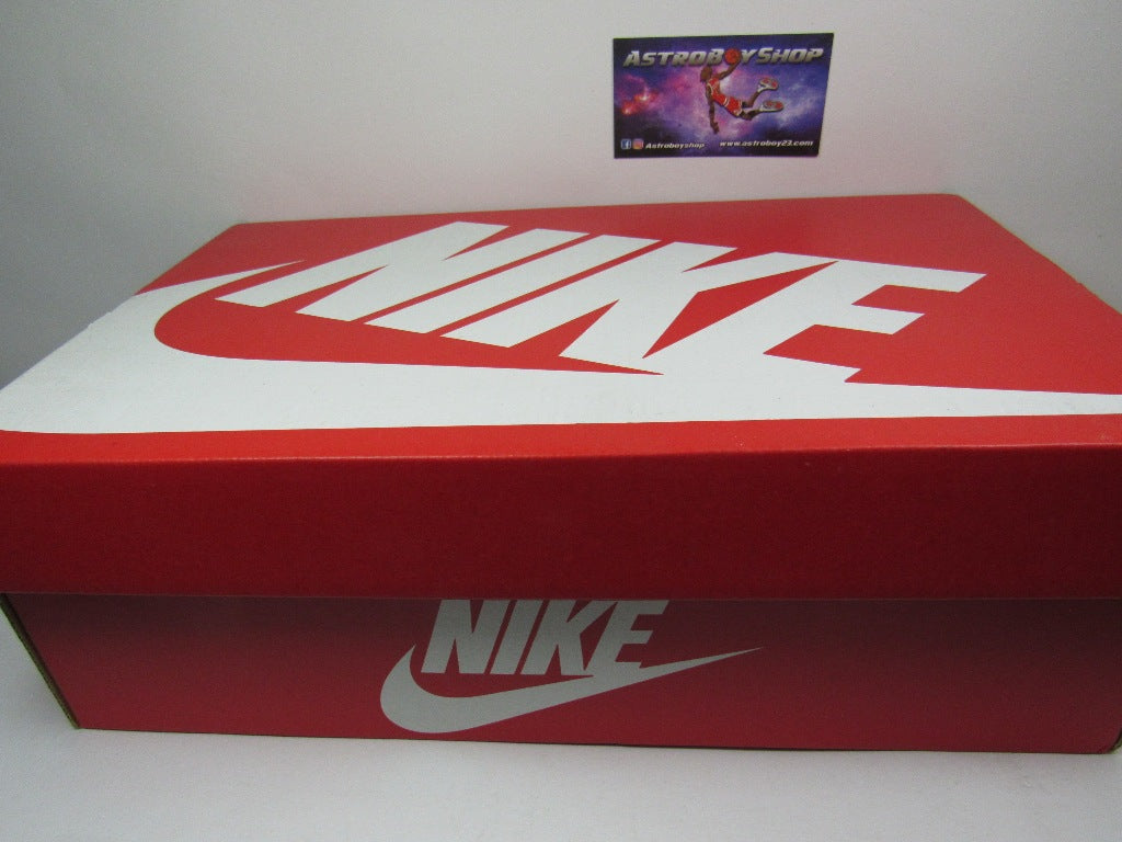 NIKE LITTLE POSITE MIXTAPE EN CAJA