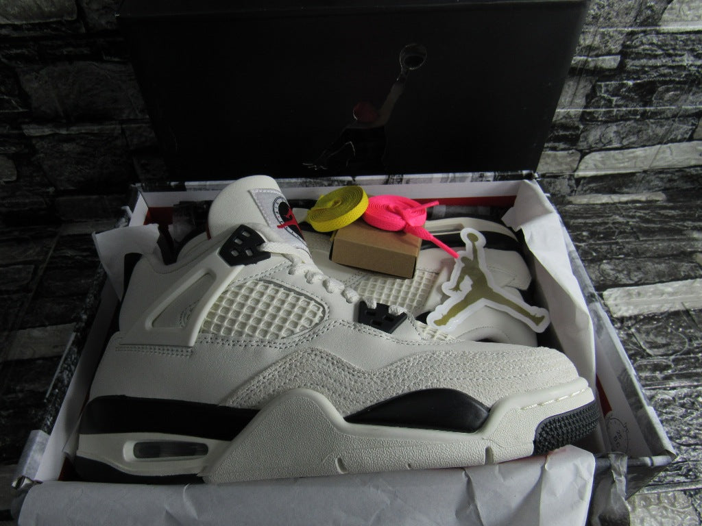 JORDAN 4 FLIGHTCLUB KIDS EN CAJA
