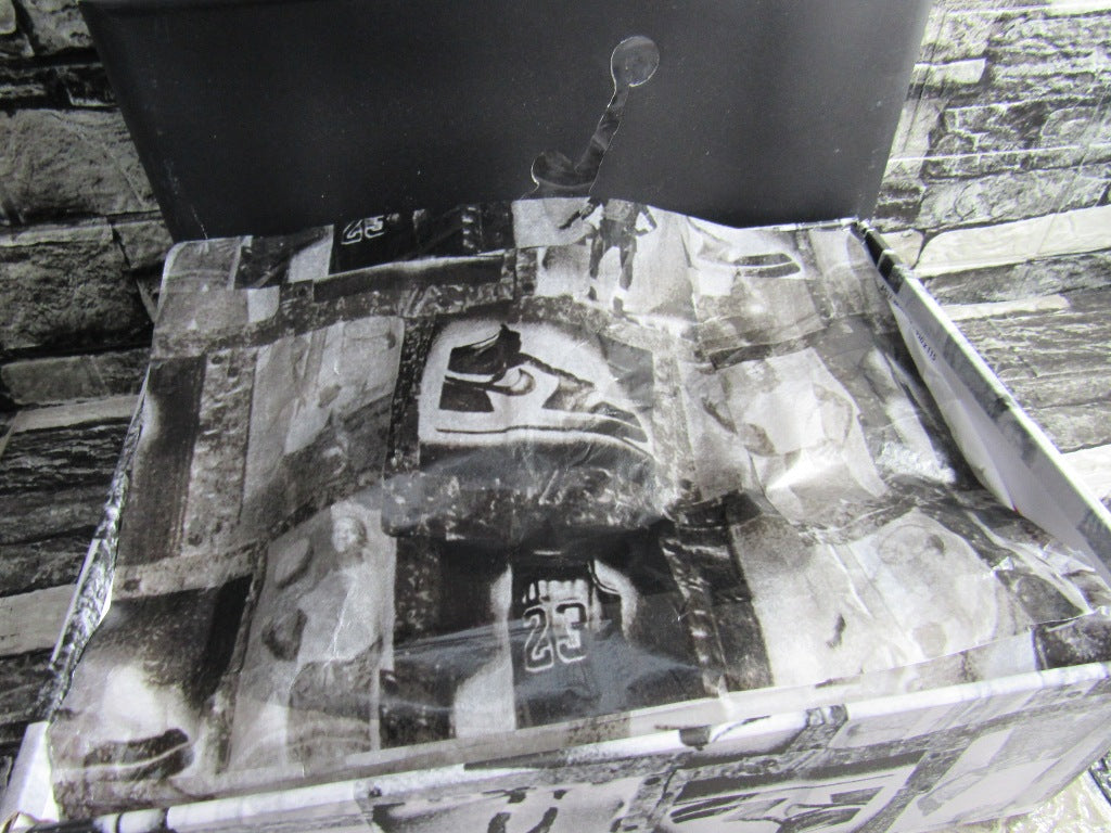 JORDAN 4 FLIGHTCLUB KIDS EN CAJA