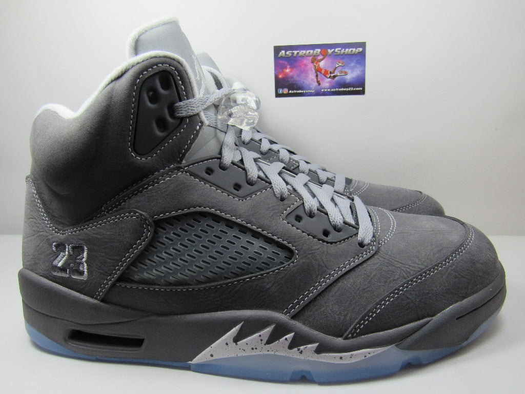 JORDAN 5 WOLF GREY EDITION EN CAJA