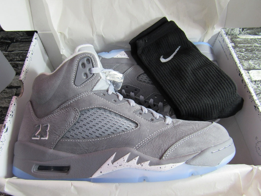 JORDAN 5 WOLF GREY EDITION EN CAJA