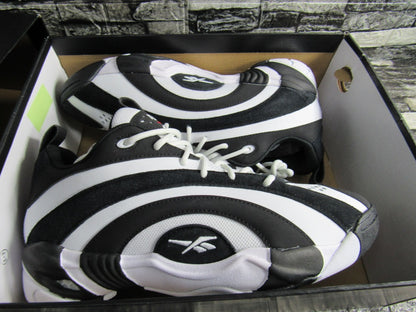 RBK SHAQNOSIS LOW BLACK AND WHITE EN CAJA