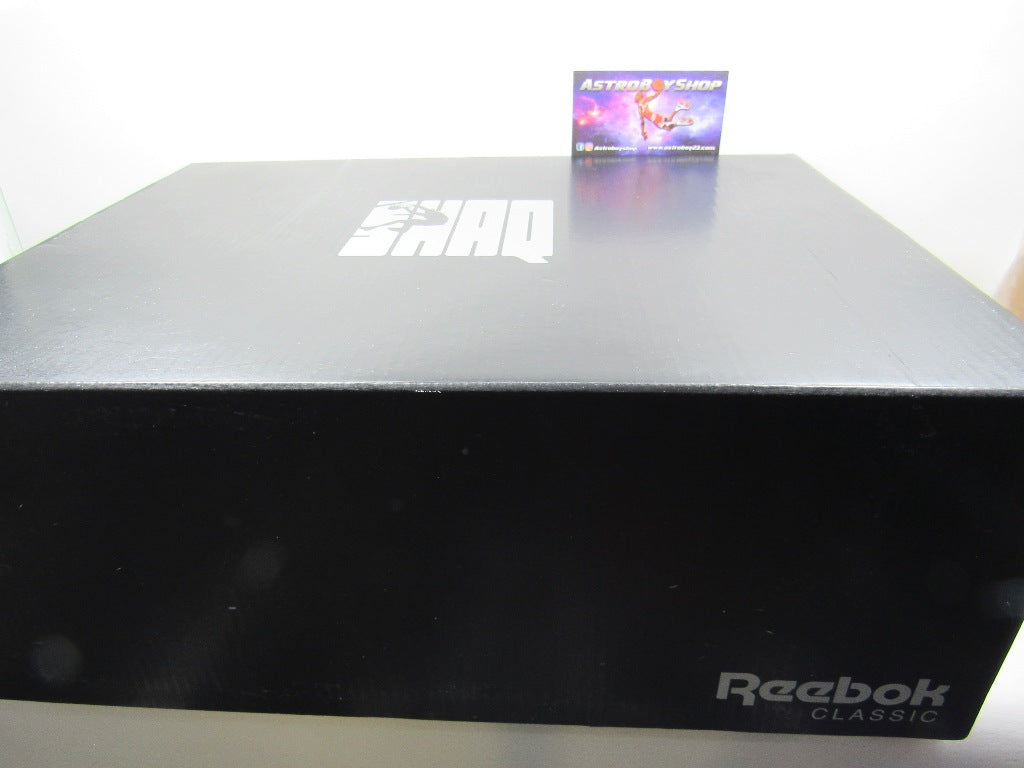 RBK SHAQNOSIS LOW BLACK AND WHITE EN CAJA