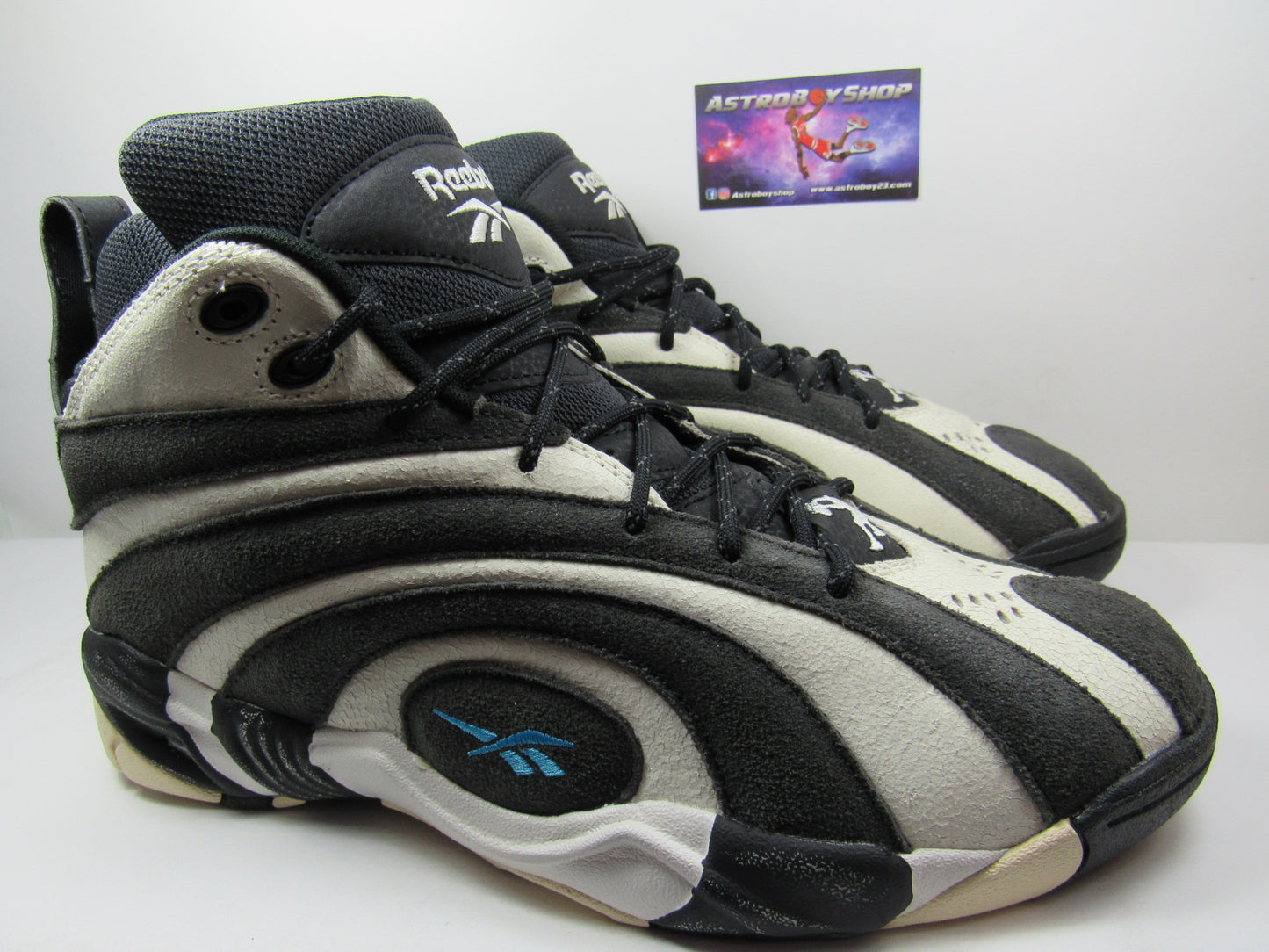 RBK SHAQNOSIS WASHED BLACK EN CAJA CON PULSERA DE REGALO