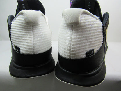 KYRIE 5 LOW WHITE GOLD EN CAJA