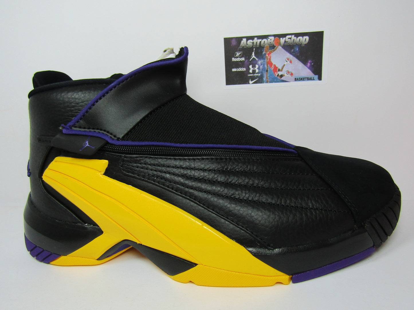 JORDAN SWIFT LAKERS EN CAJA DE REPUESTO (28.5 MEX)