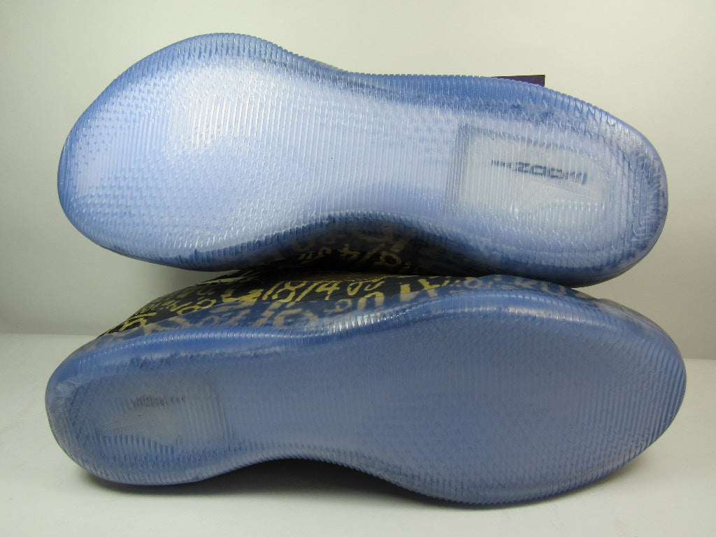 KOBE 11 MAMBA DAY 2026 EN CAJA