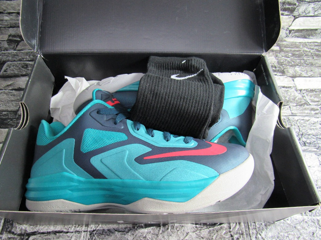 LEBRON ST3 TURBO GREEN EN CAJA LBR