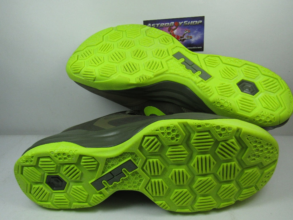 LEBRON ST3 DUNKMAN EDITION EN CAJA DE REPUESTO