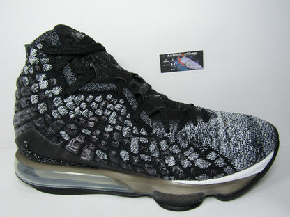 LEBRON XVII IN THE ARENA EDITION EN CAJA
