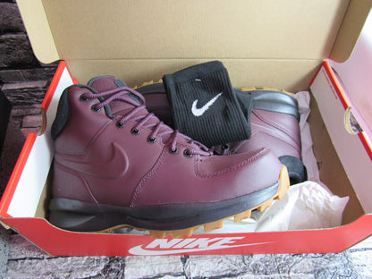 BOTAS NIKE MANOA LEATHER BURGUNDY EN CAJA