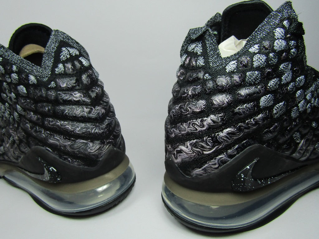 LEBRON XVII IN THE ARENA EDITION EN CAJA