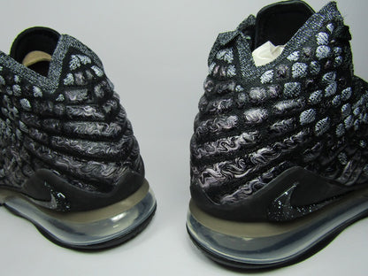 LEBRON XVII IN THE ARENA EDITION EN CAJA