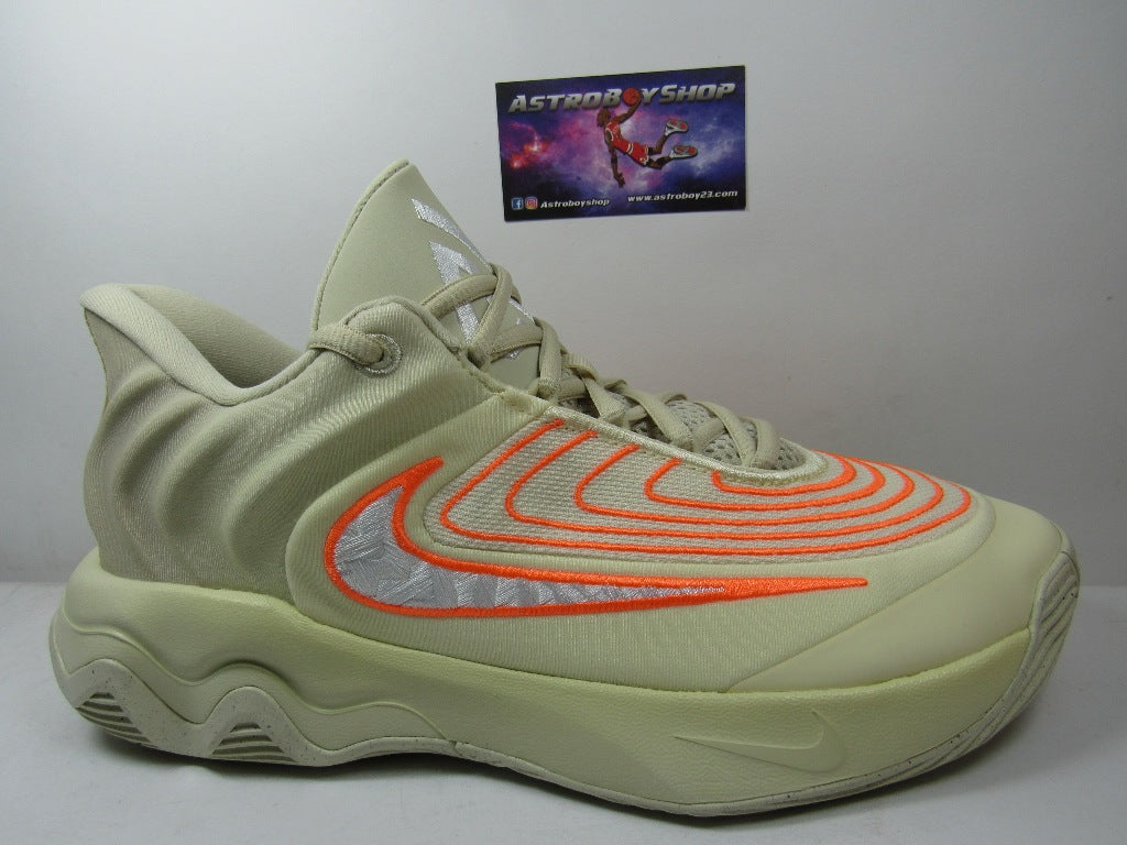 GIANNIS IMMORTALITY 4 KHAKI EN CAJA