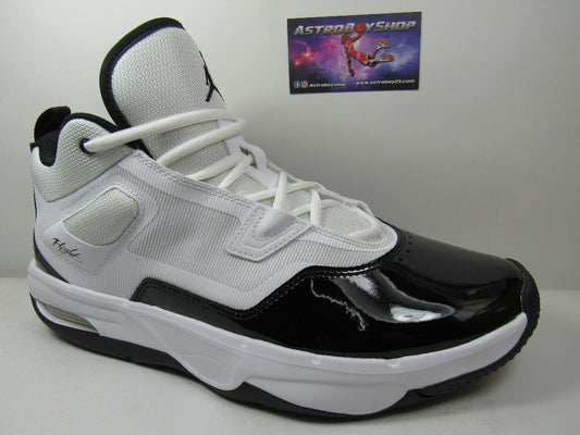JORDAN STAY LOYAL BLACK WHITE DE CHAROL