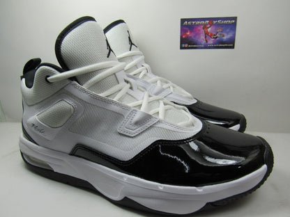 JORDAN STAY LOYAL BLACK WHITE DE CHAROL