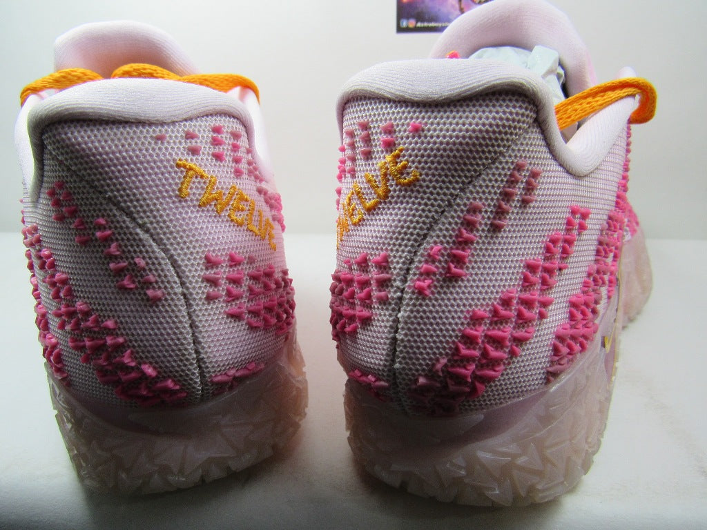 NIKE JA MORANT JELLY BEAN SAN VALENTIN EN CAJA (27.5 MEX)