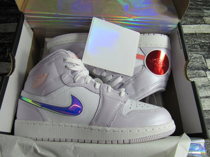 JORDAN 1 MID KIDS BARELY GRAPE IRIDESCENT EN CAJA (25 MEX)