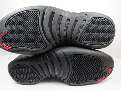JORDAN 12 BLOODLINE EN CAJA