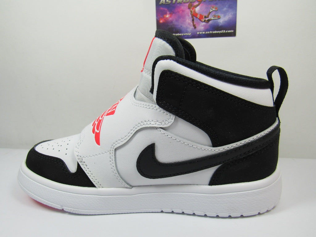 JORDAN 1 SKY WHITE INFRARED 23 EN CAJA (18.5 Y 20 CM)