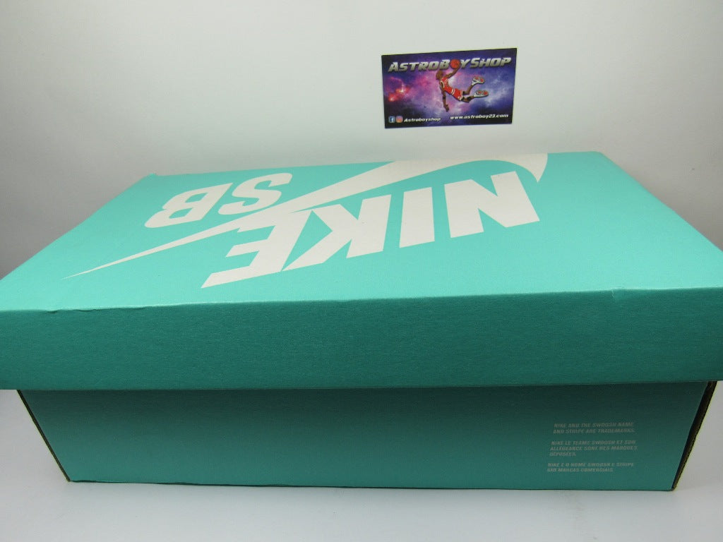 NIKE SB DELTA FORCE VULCANISADO BLACK EN CAJA (25.5 MEX)