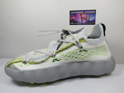 NIKE MIND 002 WOLF GREY PURE PLATINUM EN CAJA