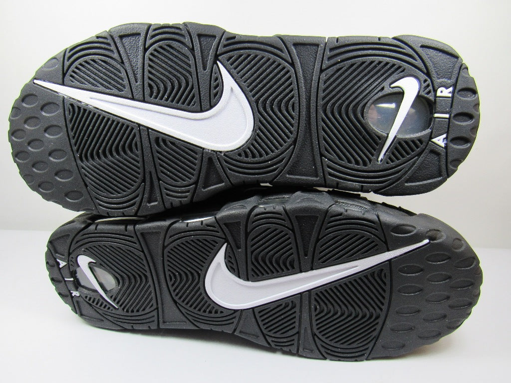 PIPPEN AIR MORE UPTEMPO BLACK EN CAJA
