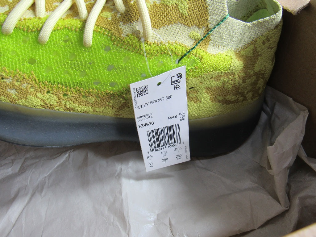 YEEZY 380 HYLTE BOOST EN CAJA