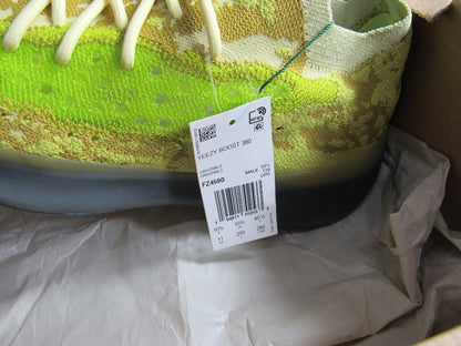 YEEZY 380 HYLTE BOOST EN CAJA