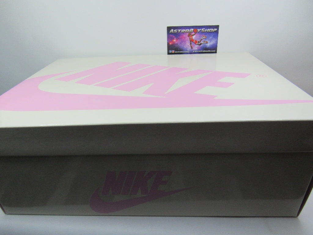 JORDAN 1 LOW TRAVIS SCOTT SHY PINK EN CAJA