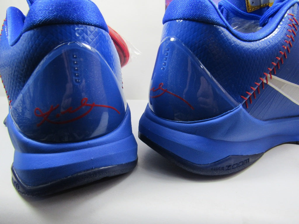 KOBE 5 DODGER EN CAJA CON EXTRA LACES