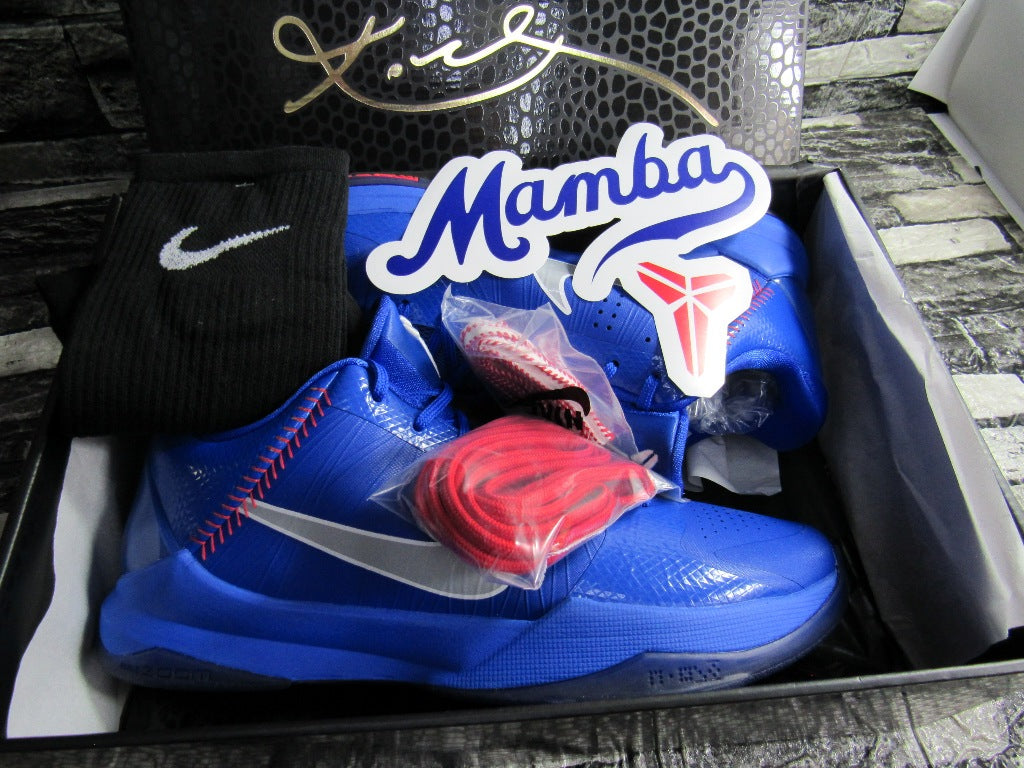 KOBE 5 DODGER EN CAJA CON EXTRA LACES
