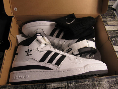 ADIDAS FORUM MID WHITE & BLACK EN CAJA (29 MEX)